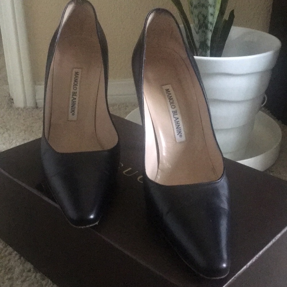 ❤️ Manolo Blahnik stilettos 👠